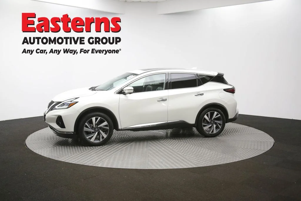 Used 2023 White Nissan SL image 57
