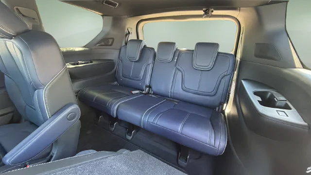 Used 2027 Black INFINITI SPORT image 34