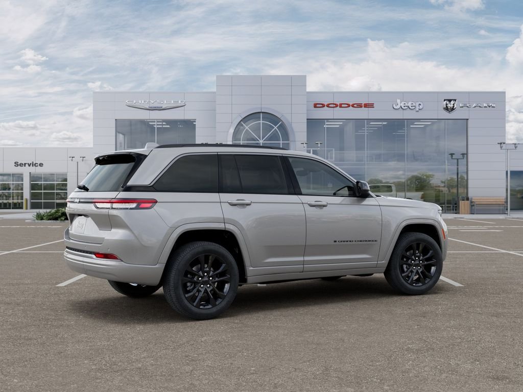 2026 Jeep Grand Cherokee Limited Reserve - Photo 4