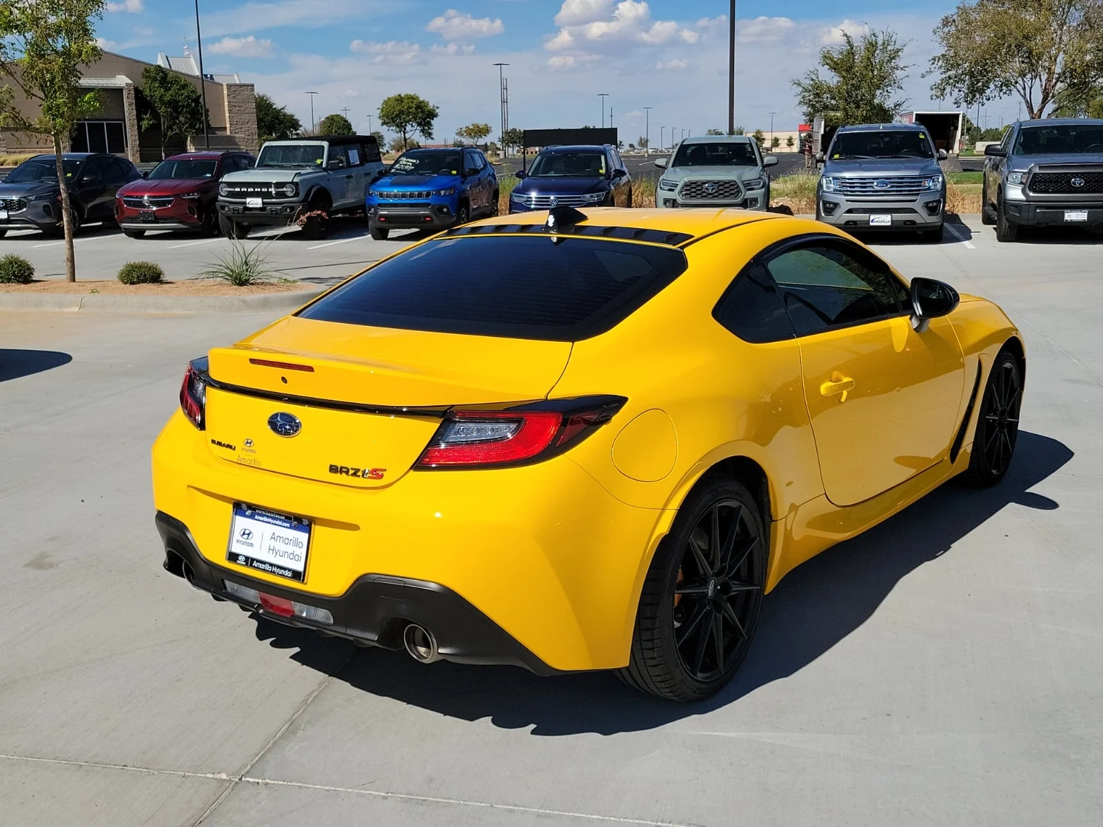 Used 2026 Yellow Subaru Series.Yellow image 4