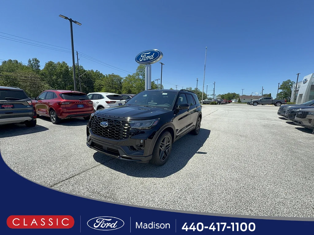 New 2026 Agate Black Ford ST-Line image 1