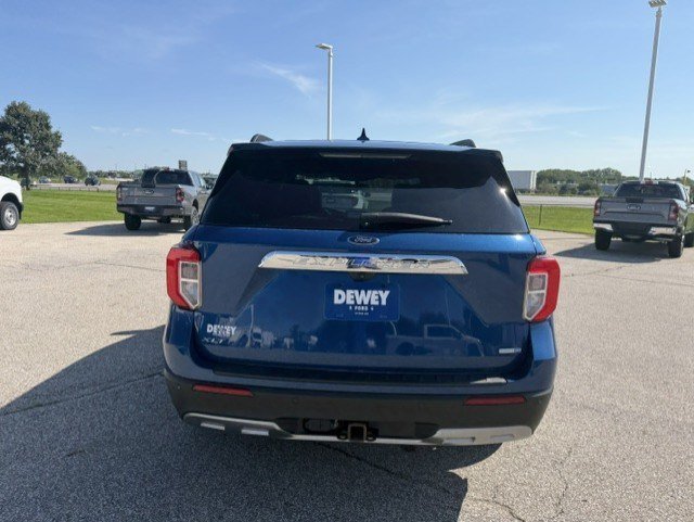 Certified Used 2020 Blue Metallic Ford XLT image 6