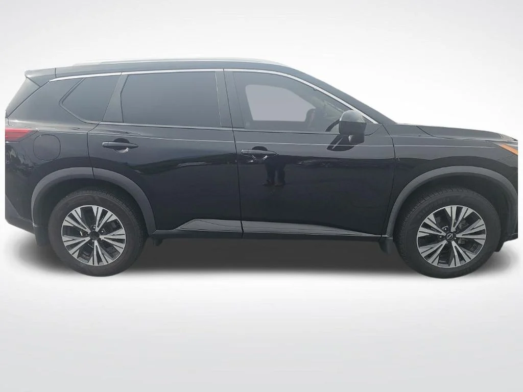 Used 2023 Black Nissan SV image 4