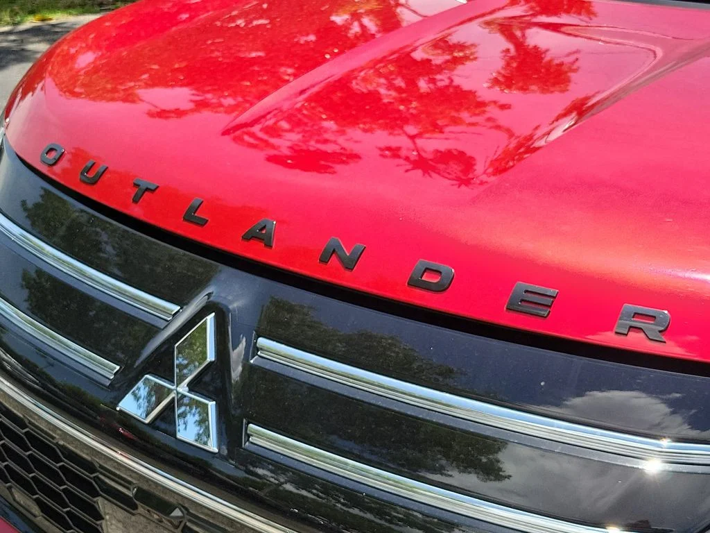New 2026 Red Mitsubishi SEL 1.5T 2WD image 13