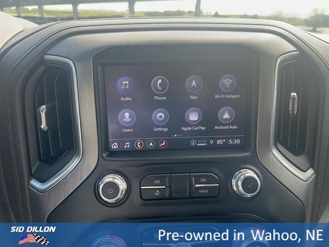 Used 2021 White Frost Tricoat GMC Denali image 16