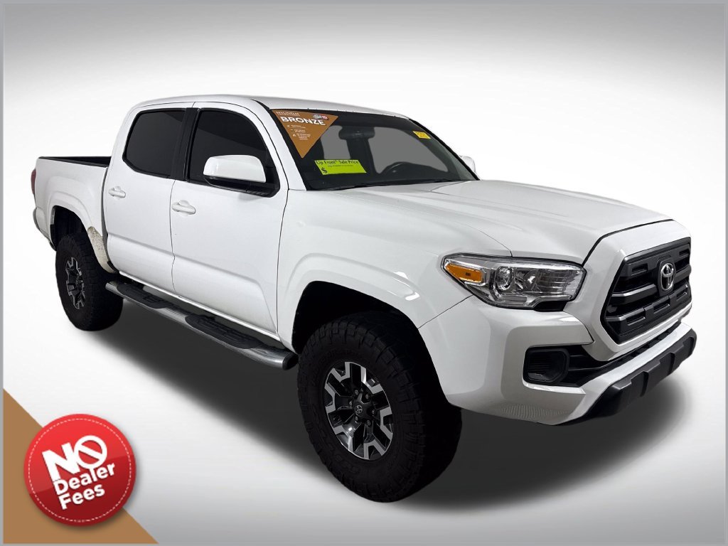 Used 2016 White Toyota SR image 1