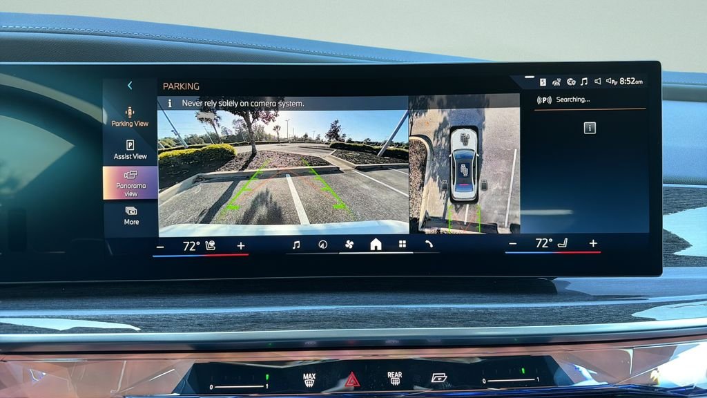 New 2026 Mineral White Metallic BMW 760i xDrive image 24