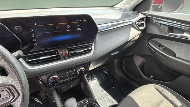 Used 2025 Red Chevrolet LT image 24