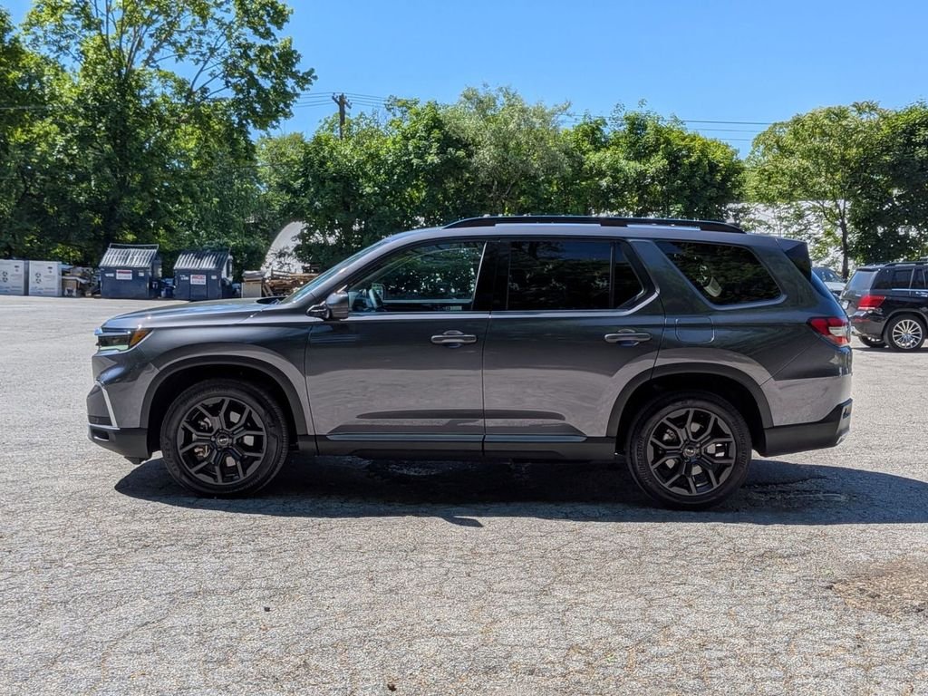 Used 2025 Gray Honda Touring image 10