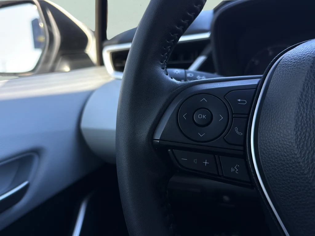 Used 2023 Ice Toyota SE image 17