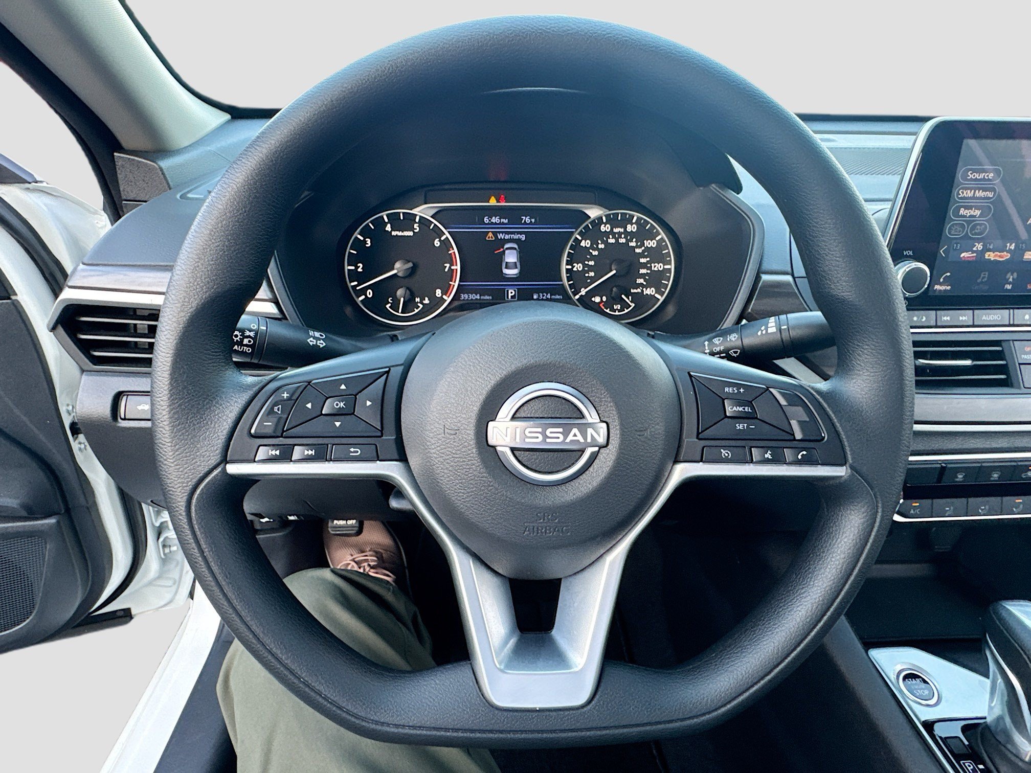 Used 2025 Glacier White Nissan SV image 22