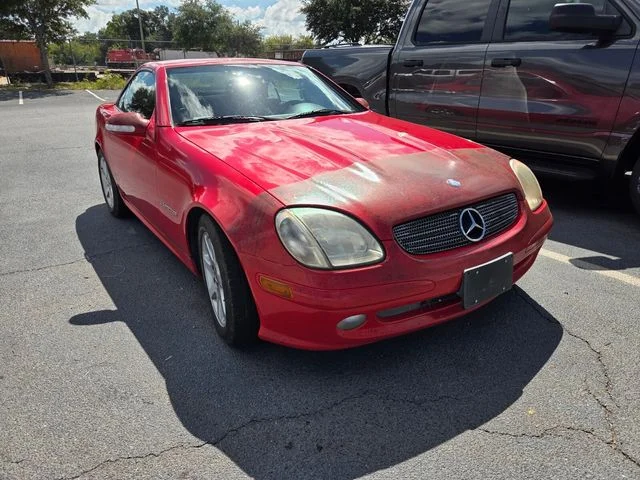 Used 2001  Mercedes-Benz SLK 230 image 4