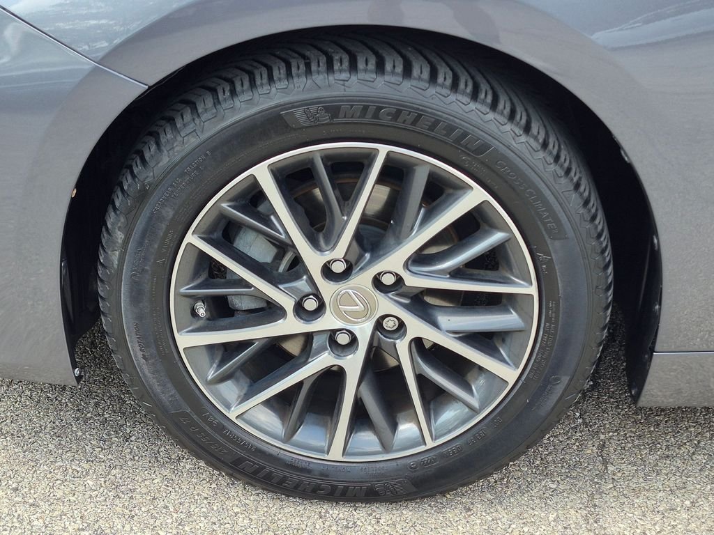 Used 2016 Gray Lexus 350 image 15