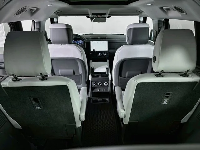New 2026 Black Land Rover S image 23