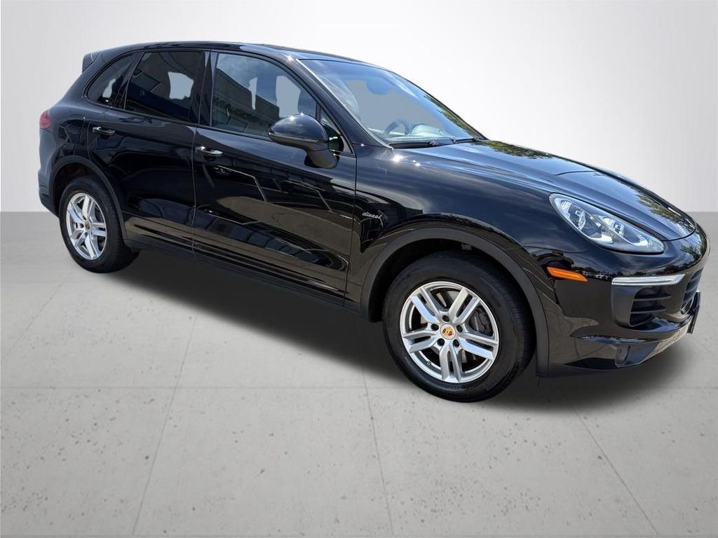 Used 2015 Black Porsche Diesel image 4