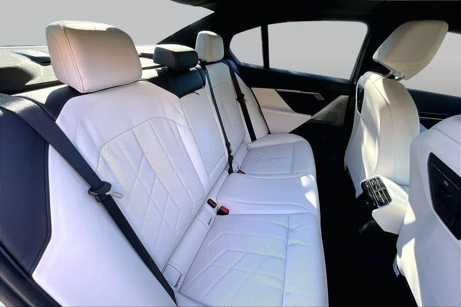 Certified Used 2025 Mineral White Metallic BMW 530i image 19
