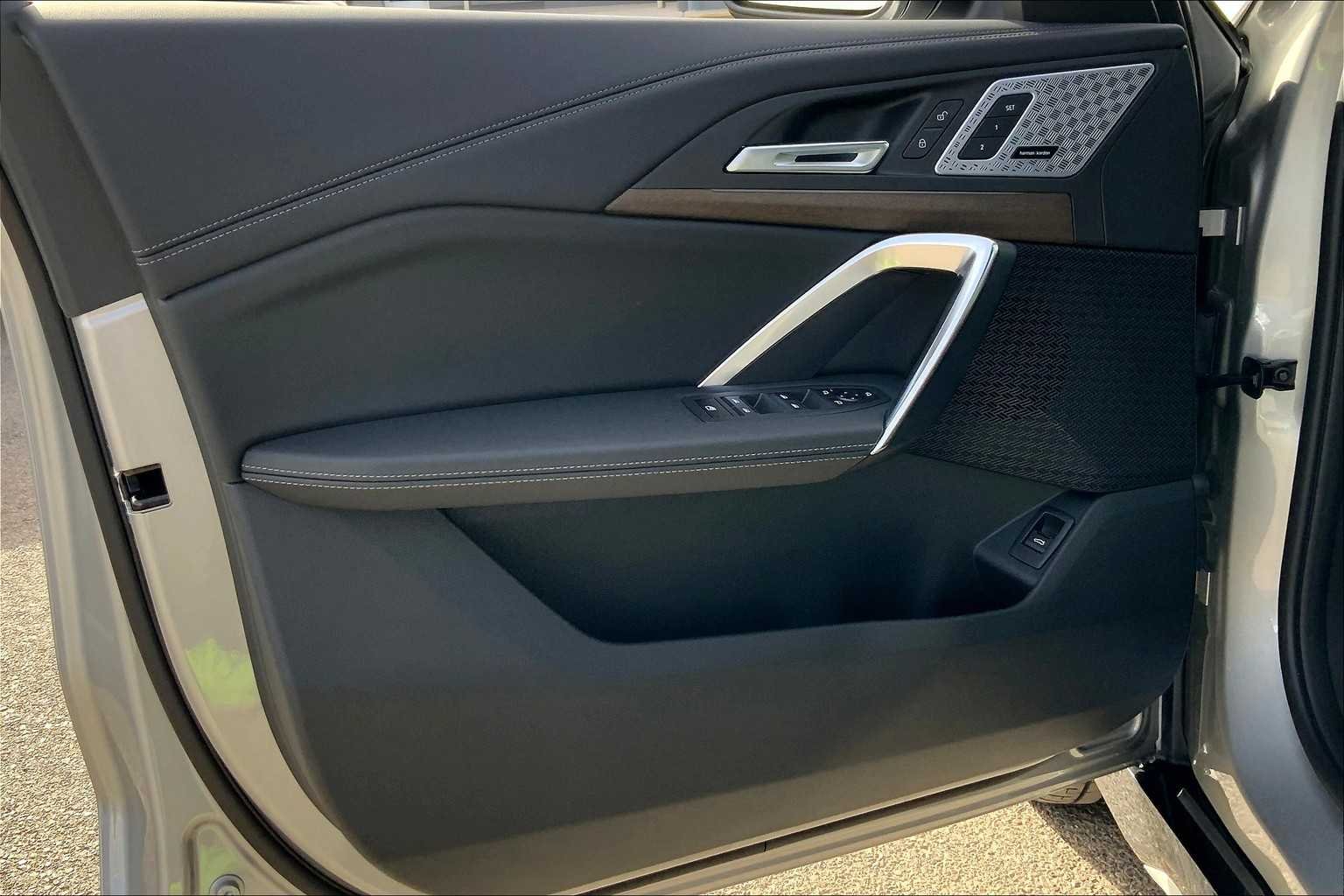 2025 BMW X1 XDrive28i - Photo 10