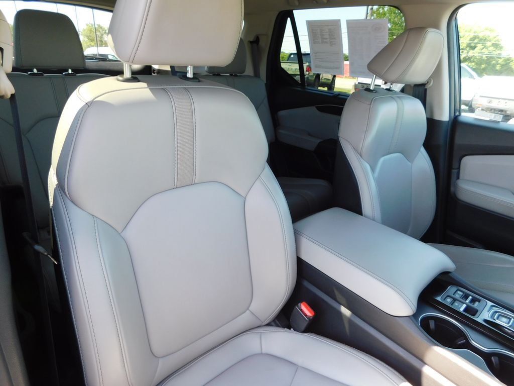 Certified Used 2024 Obsidian Blue Pearl Honda AWD TRG image 21