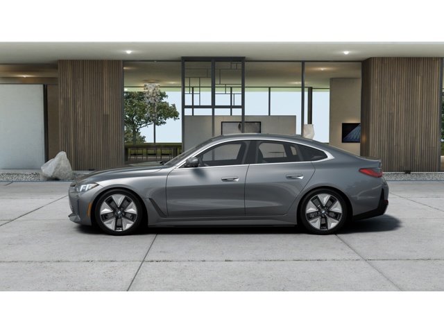 New 2026 Skyscraper Grey Metallic BMW eDrive40 image 4
