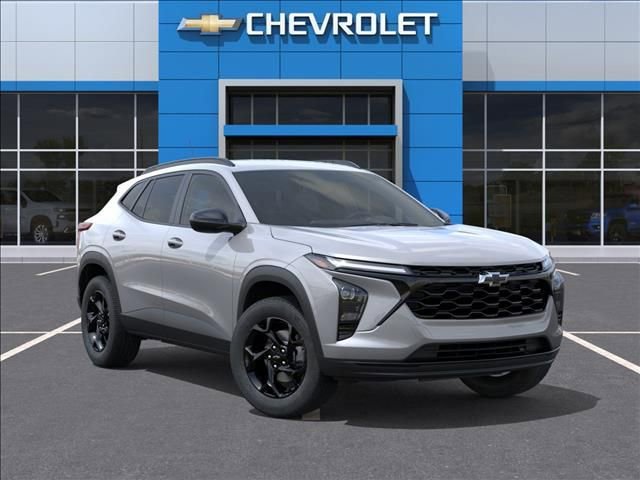 2026 Chevrolet Trax LT - Photo 7