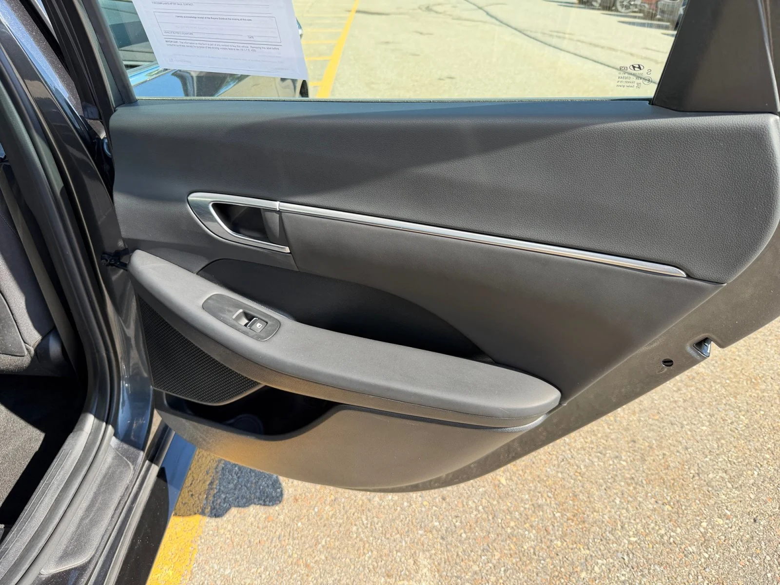 Used 2022 Portofino Gray Hyundai SEL image 31
