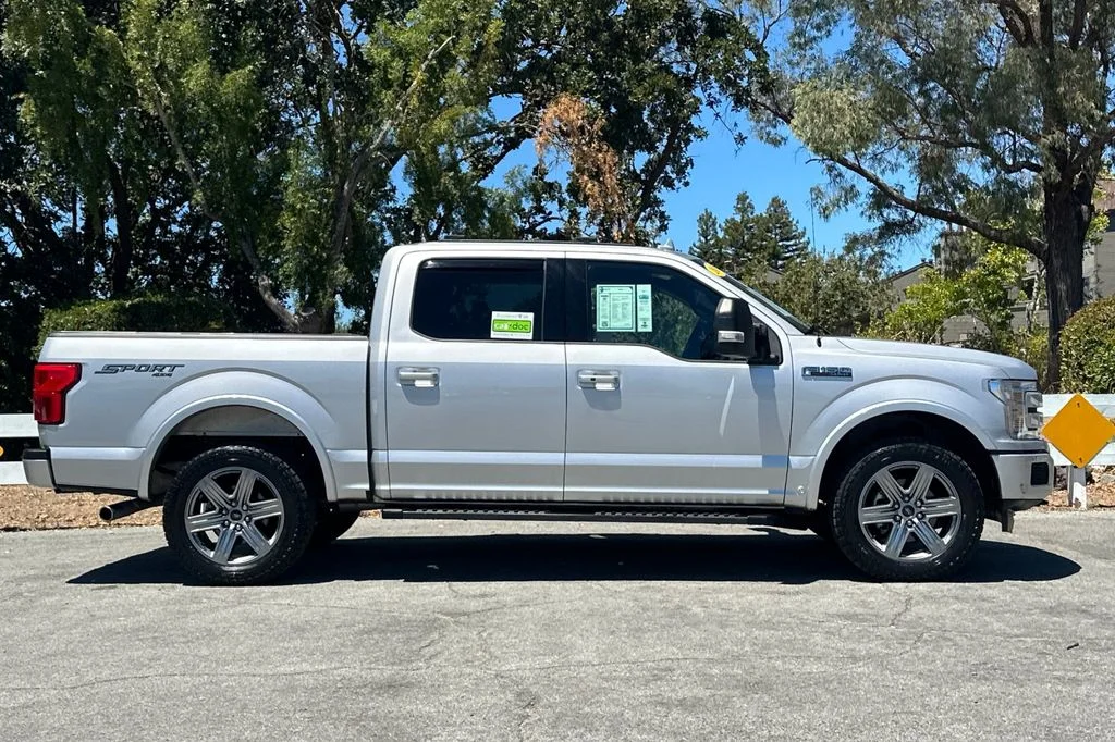 Used 2018 Ingot Silver Ford Lariat image 3