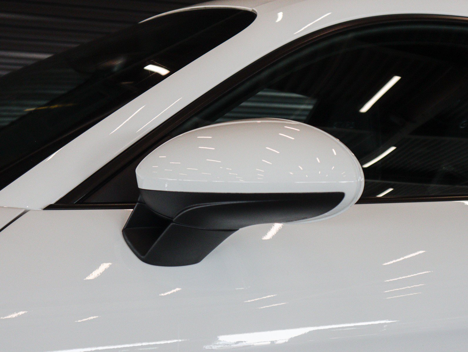 Used 2025 White Porsche GT4 RS image 33