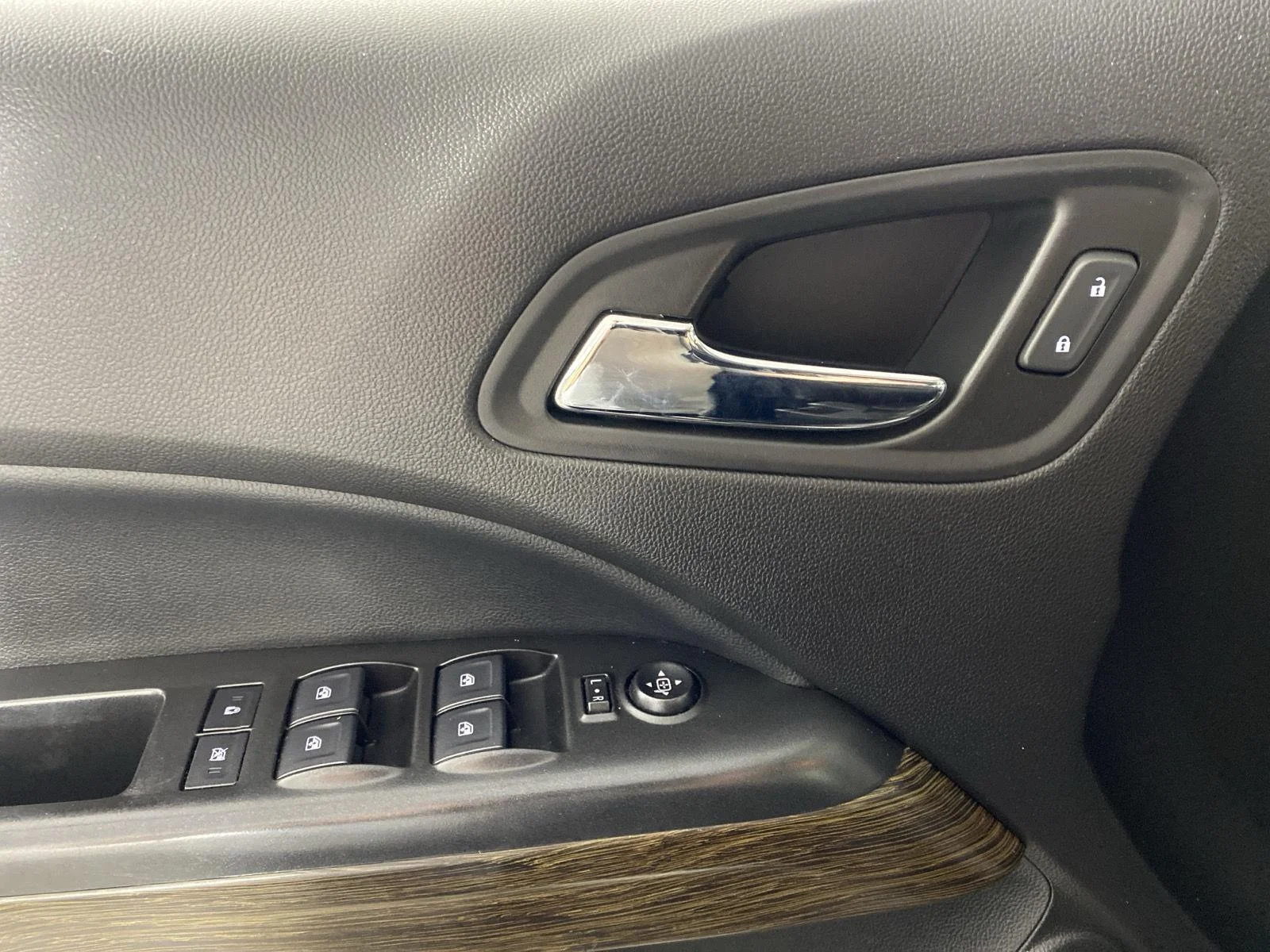 Used 2019 Onyx Black GMC 4WD Denali image 12
