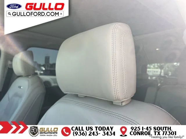 Certified Used 2019 Blue Metallic Ford Platinum image 18