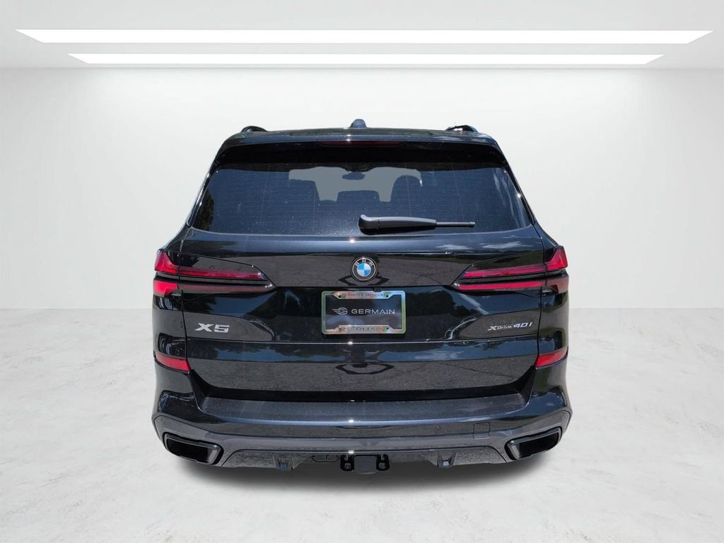 New 2026 Black Sapphire Metallic BMW xDrive40i image 5