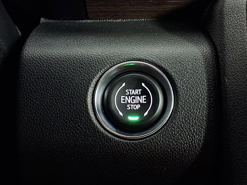 2026 GMC Acadia Denali - Photo 32