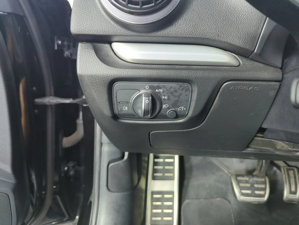 Used 2016  Audi 2.0T Premium Plus image 19