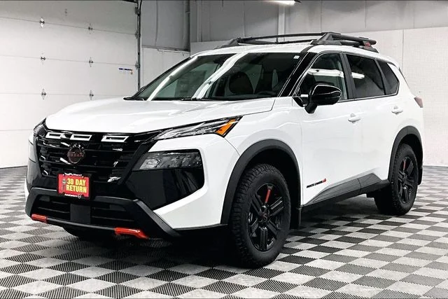 New 2026 Everest White Pearl Tricoat Nissan Rock Creek image 2