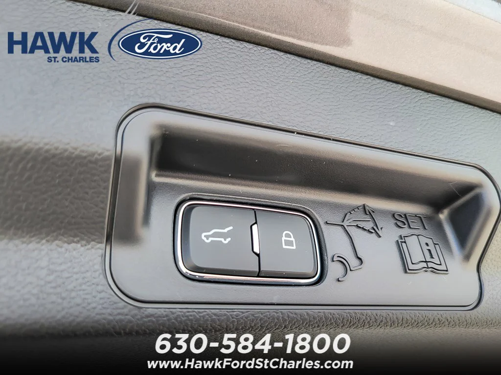 New 2026 Carbonized Gray Metallic Ford Platinum™ image 21