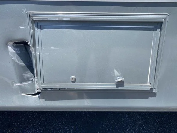 Used 2014 White Ford Handicap Accesible image 49