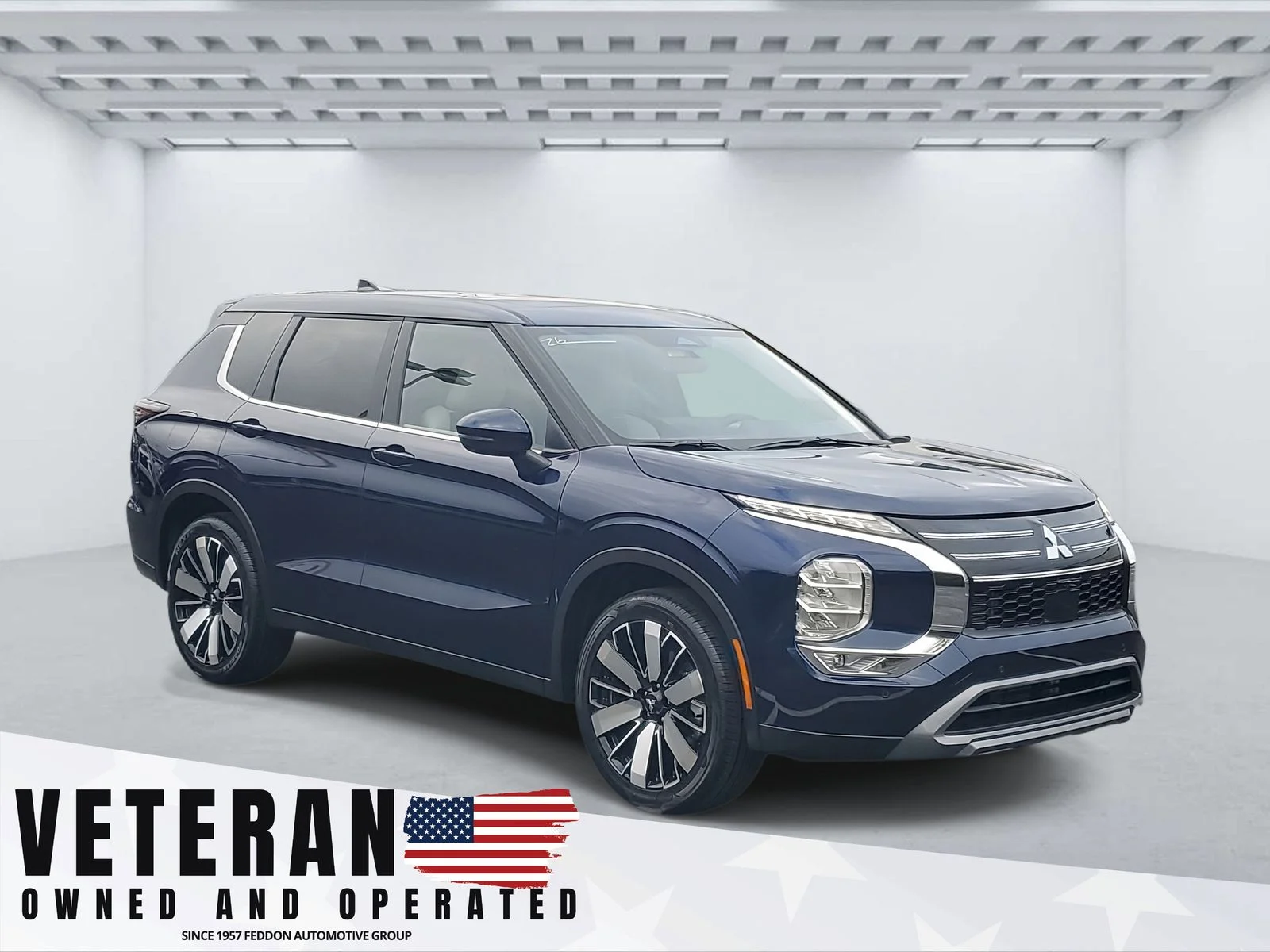 2026 Mitsubishi Outlander SE FWD's photo