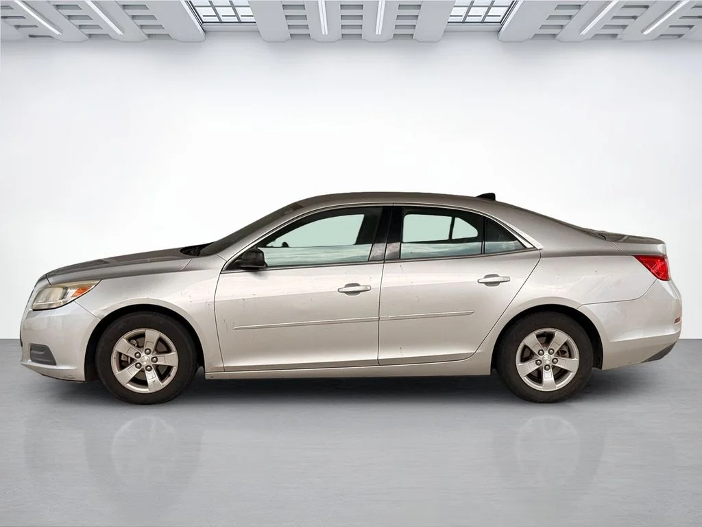 Used 2013 Silver Chevrolet LS image 2