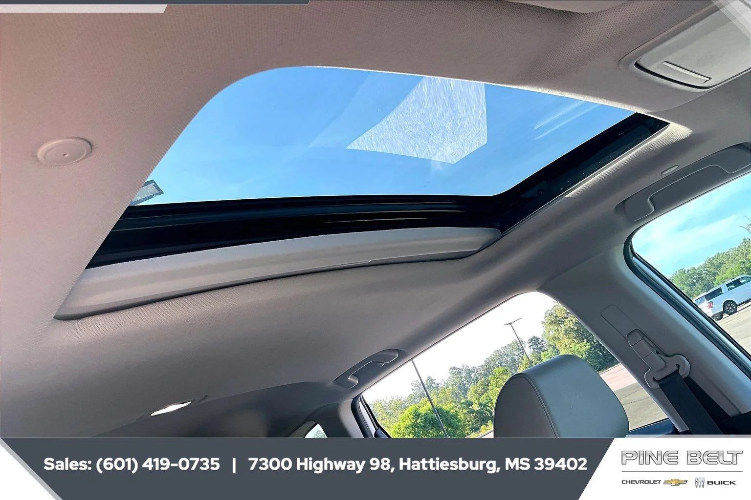 Used 2024 Platinum White Pearl Honda EX-L image 16