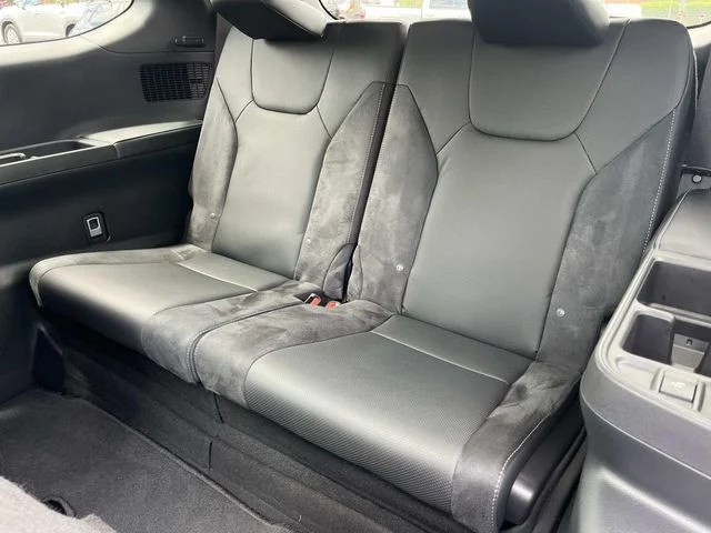 Used 2024 Silver Lexus 350 Luxury image 22