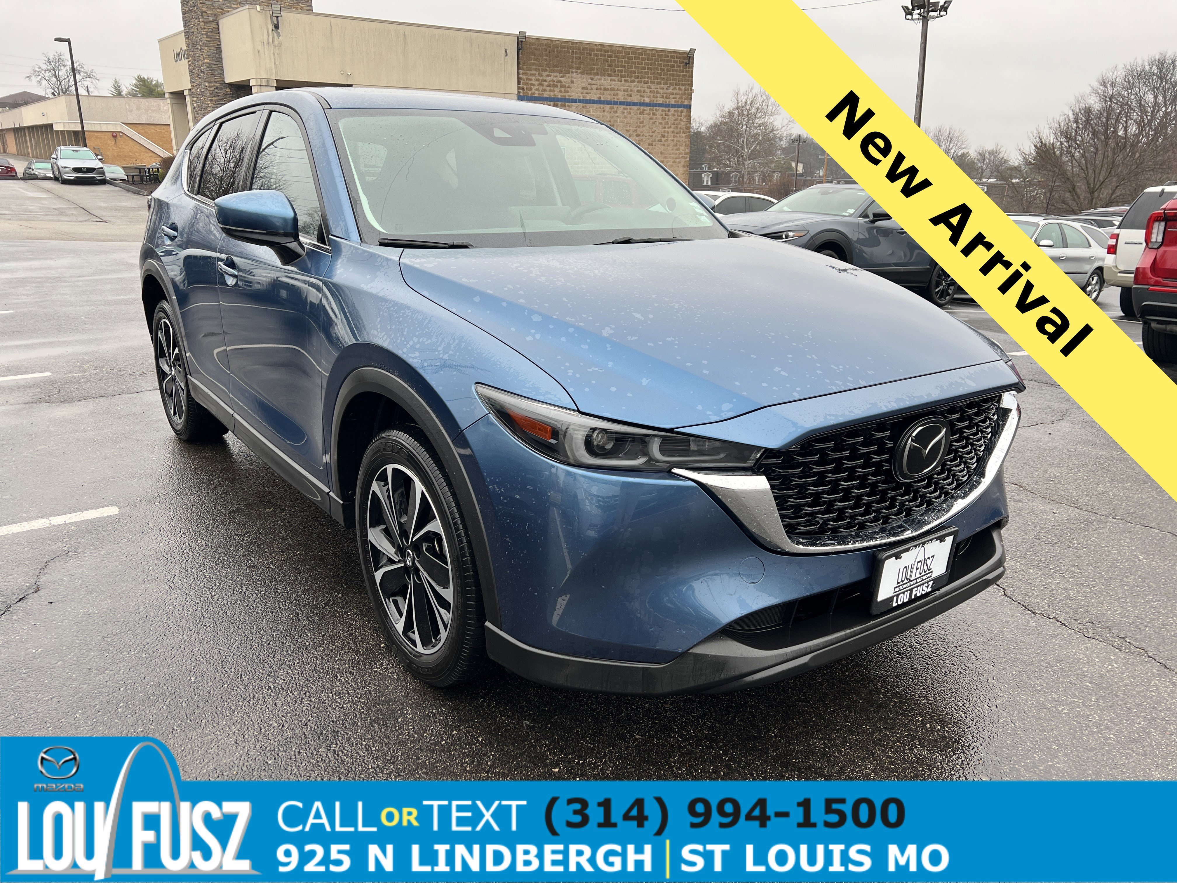 2023 Mazda CX-5 S Premium package