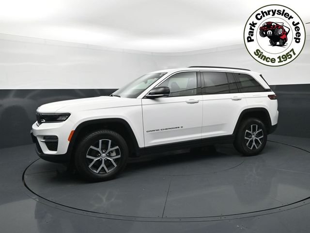 Used 2025 Jeep Grand Cherokee Limited with VIN 1C4RJHBG4SC269486 for sale in Burnsville, Minnesota