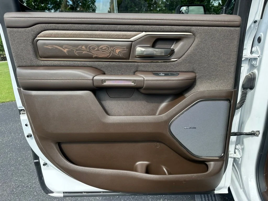 Used 2025 White Ram Limited image 18