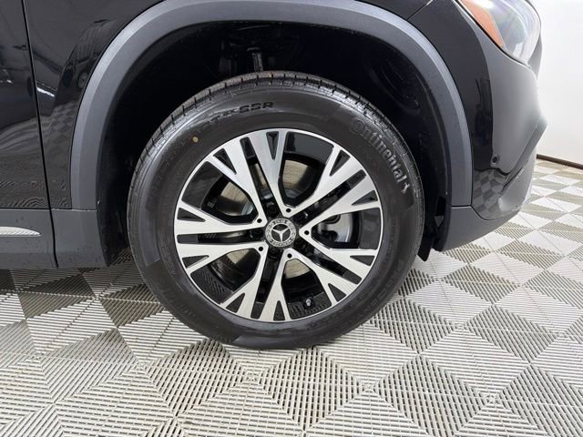New 2026 Cosmos Black Metallic Mercedes-Benz GLA 250 image 21