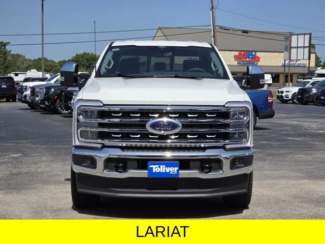 New 2026 Star White Metallic Tri-Coat Ford F-250® Lariat® image 3