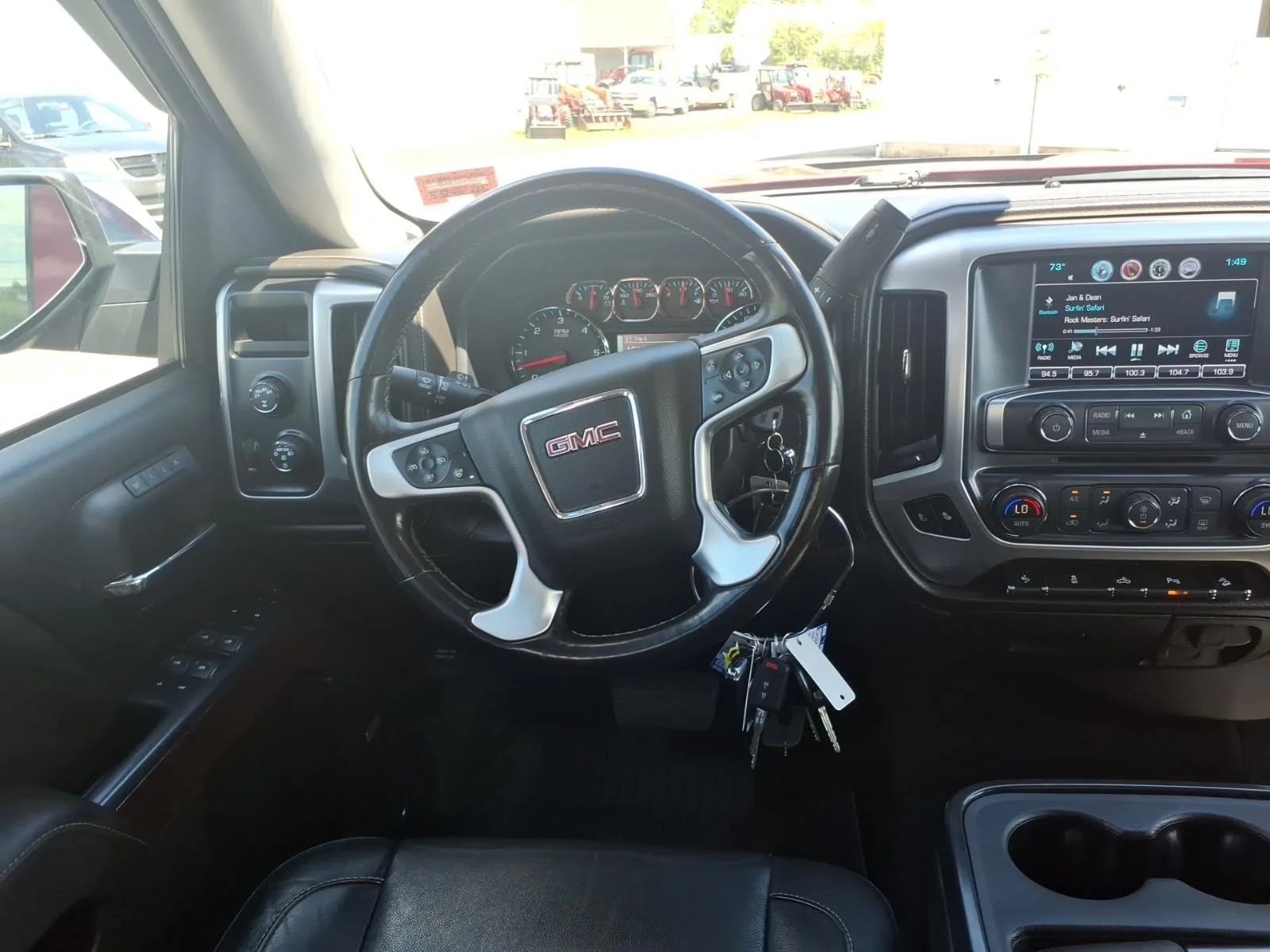 Used 2018 Quartz GMC SLT image 18