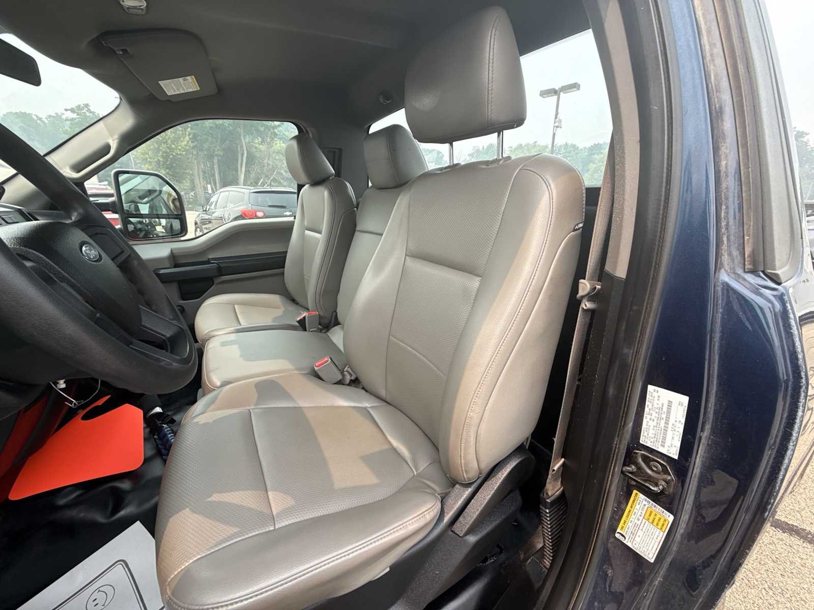 Used 2017 Blue Ford XL image 16