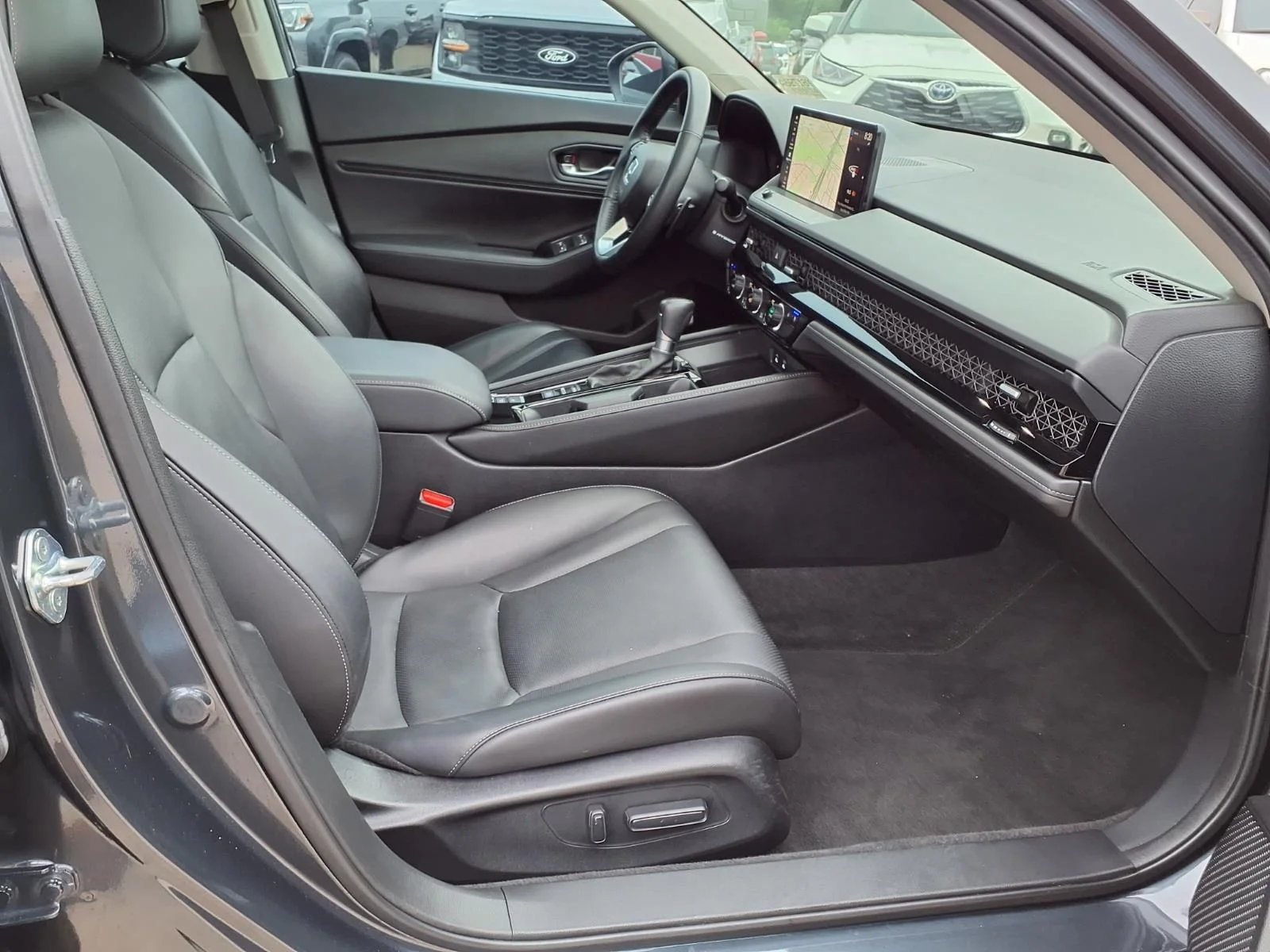 Used 2023  Honda Touring image 19