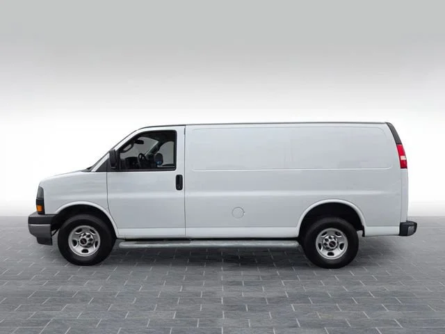 Used 2023 Summit White GMC Work Van image 4