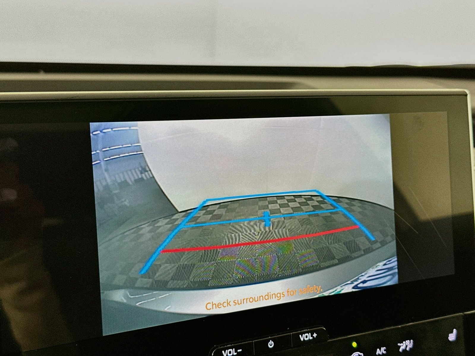 Used 2025 Heavy Metal Toyota XLE image 14