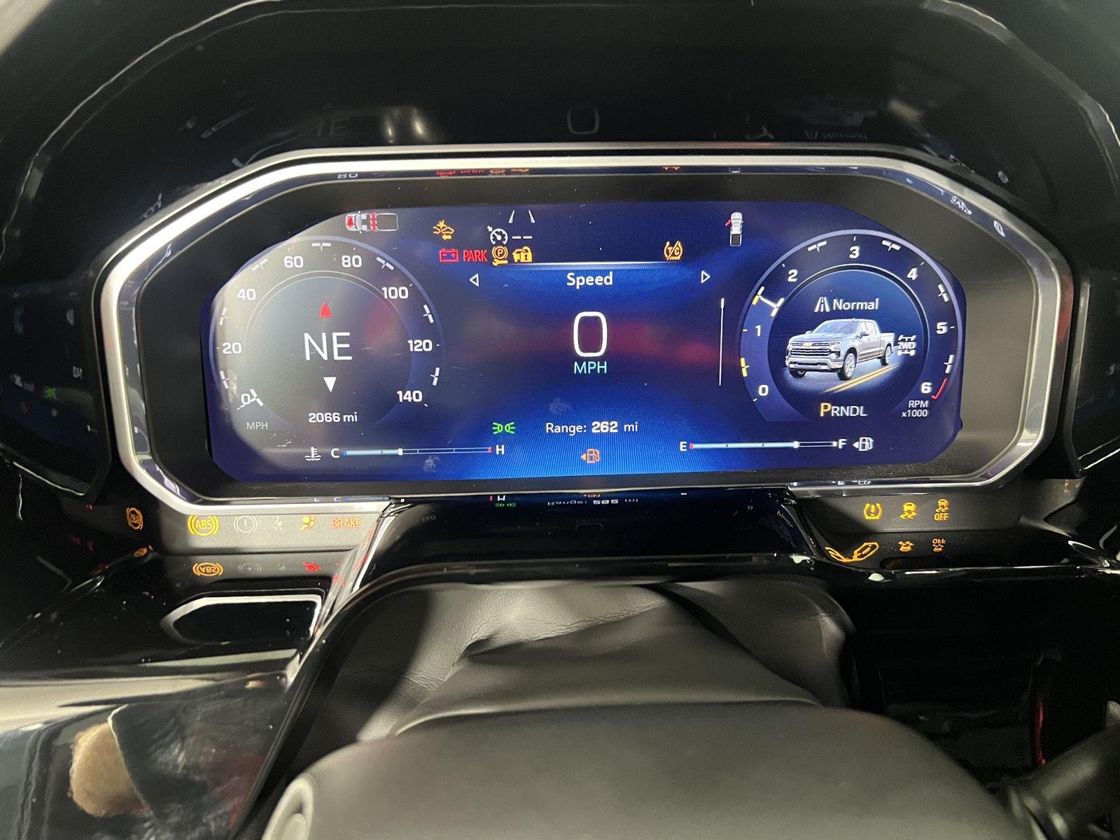 Used 2026 Cypress Gray Chevrolet LT image 24